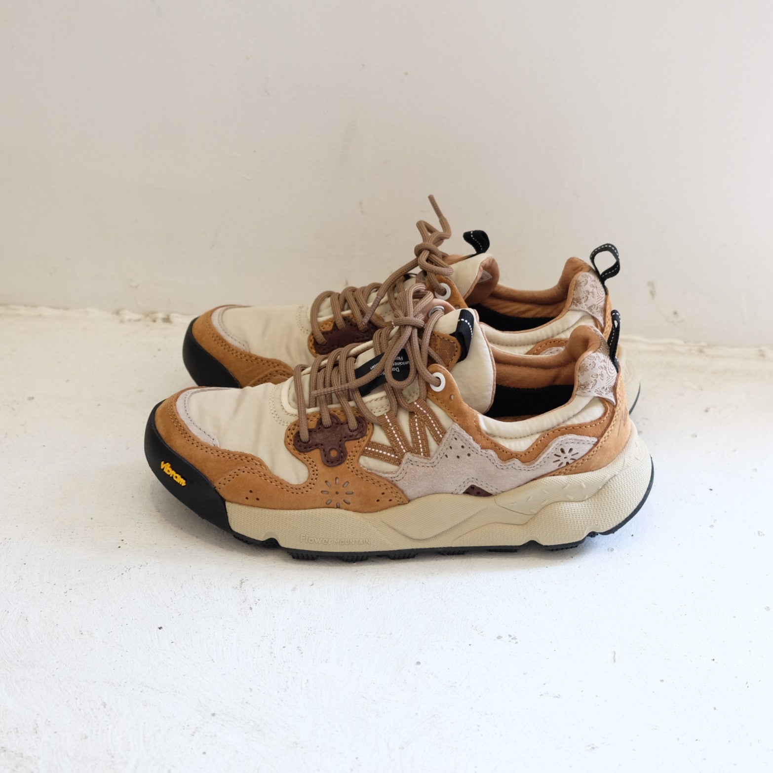 YAMANO3 Flower MOUNTAIN×NANGA Cacao/Beige FM17010 フラワー