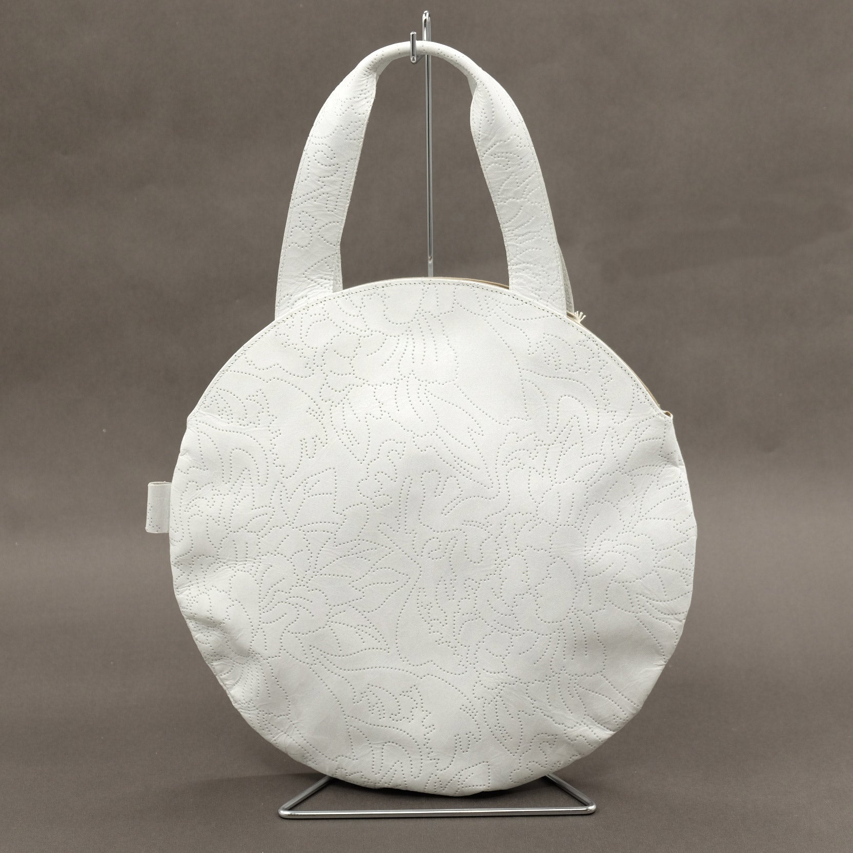 7iro Circle Bag サークルバッグ レザーバッグ 花柄型押し – Osmund Drive