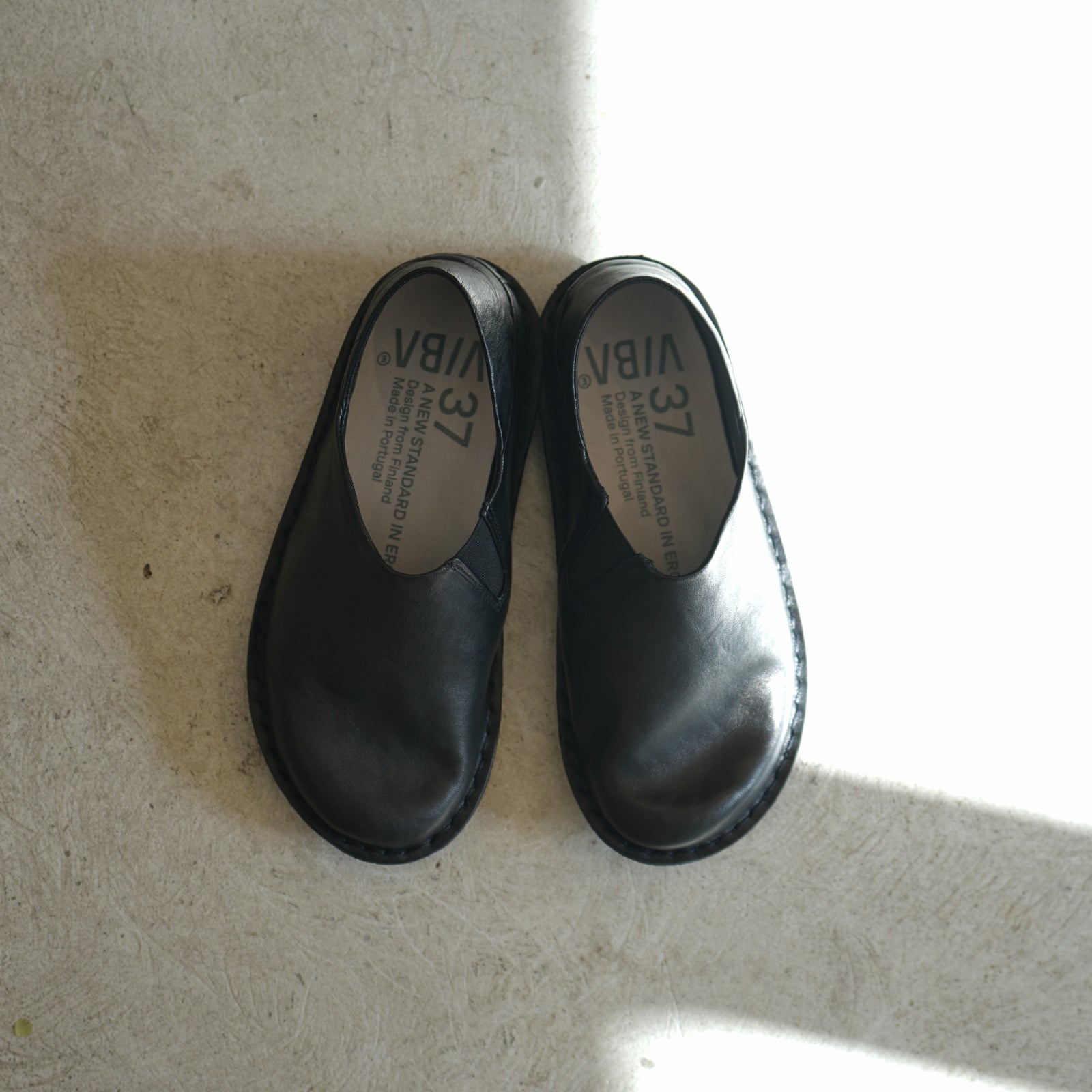 VIBAe ZUMA Leather ヴィバ スリッポン – Osmund Drive