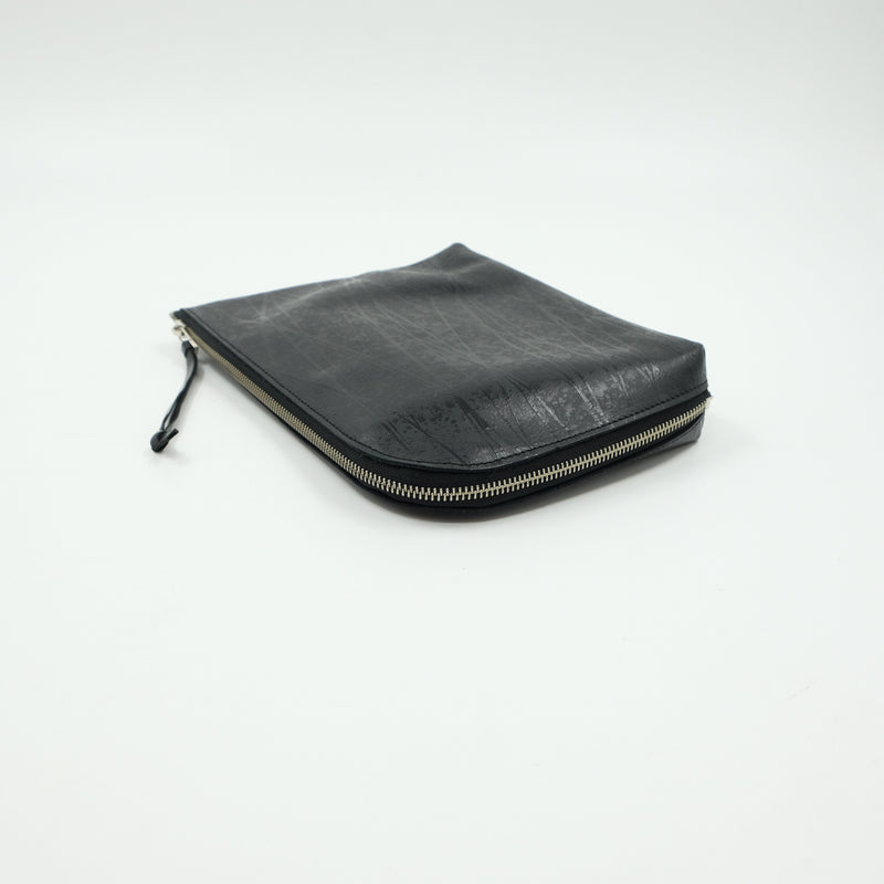 7iro D POUCH ディーポーチ　クラッチバッグ  BLACK