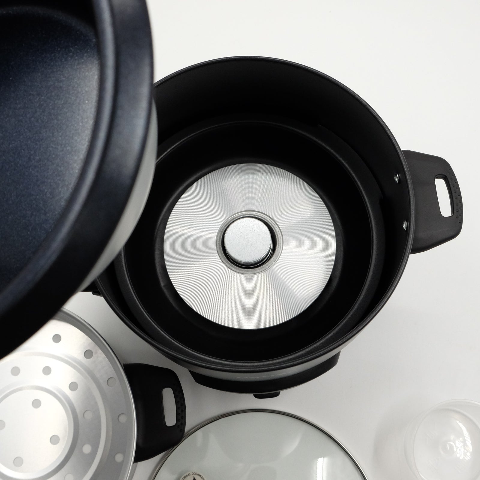 EASY COOKER VOLTON VETLER 電気鍋 – Osmund Drive