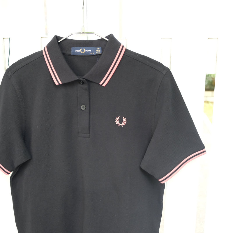 Fred Perry フレッドペリー　The Fred Perry Shirt - G3600　ポロシャツ　BLACK / PUTTY PINK