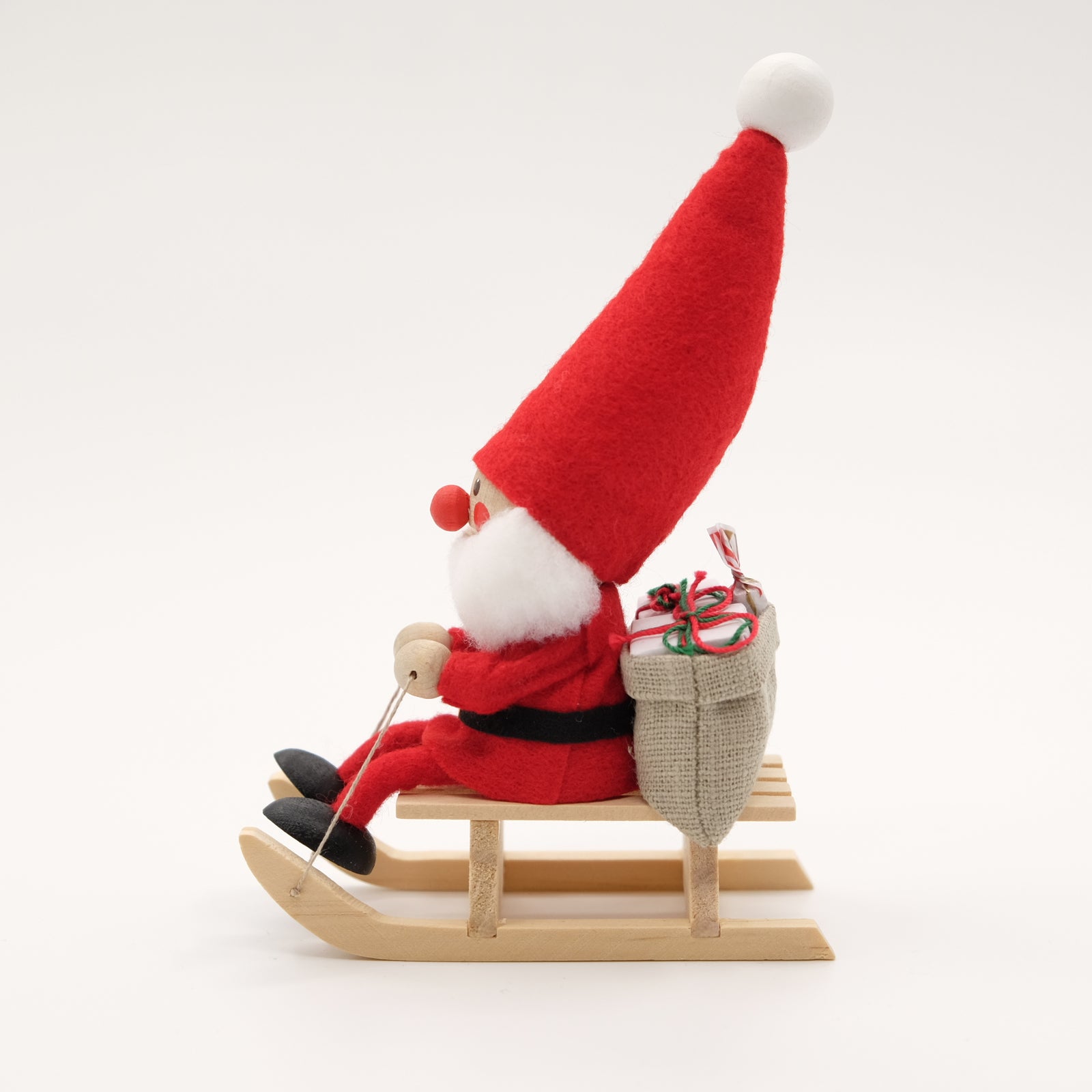 NORDIKA NISSE ノルディカ ニッセ そりに乗ったサンタ / レッド