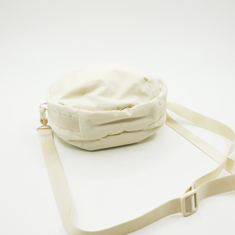 GREGORY グレゴリー SUSZY round crossbody　スージーラウンドクロスボディ　アイボリーホワイト