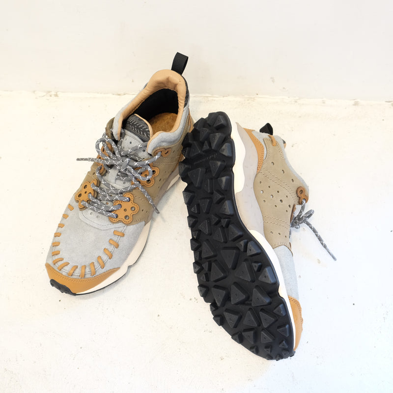 Flower MOUNTAIN　MUSTARD WALNUT Gray FM02002　フラワーマウンテン
