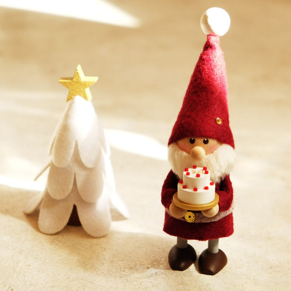 NORDIKA nisse ノルディカ ニッセ　20th Celebration　ケーキを持ったサンタ 2025年