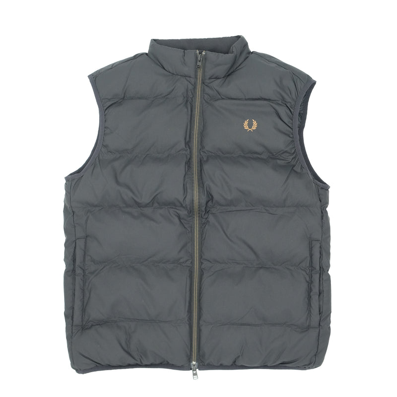 FRED PERRYフレッドペリー ベスト FRED PERRY（フレッドペリー）の「Spell-Out Knitted Tank（ベスト