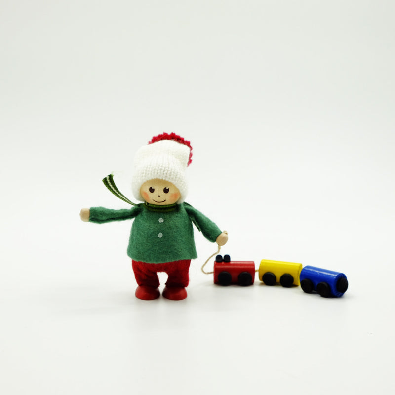 Nordika Nisse ノルディカニッセ 車のおもちゃを運ぶ男の子　joy to the world　木製人形