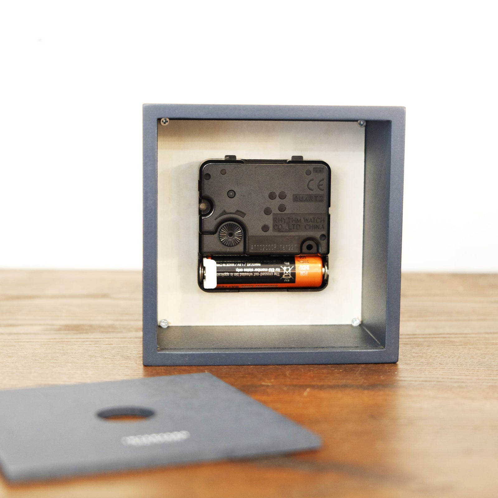 Chambre シャンブル LINE DESK CLOCK 置き時計 – Osmund Drive