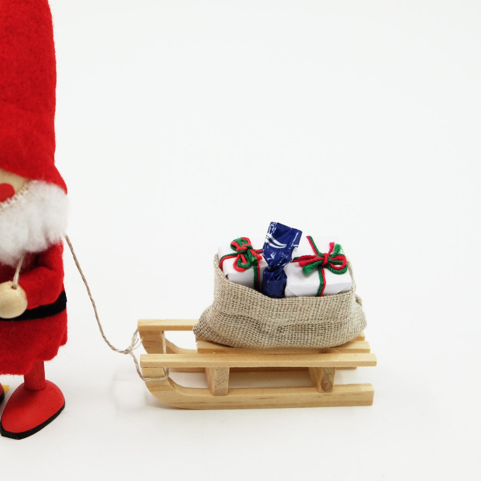 NORDIKA NISSE ノルディカニッセ そりをひいたサンタ / レッド